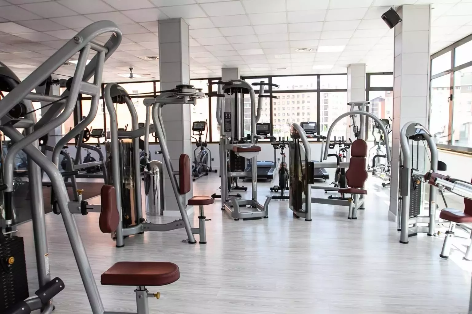 1. Gimnasio Sparta Sport Center Oviedo