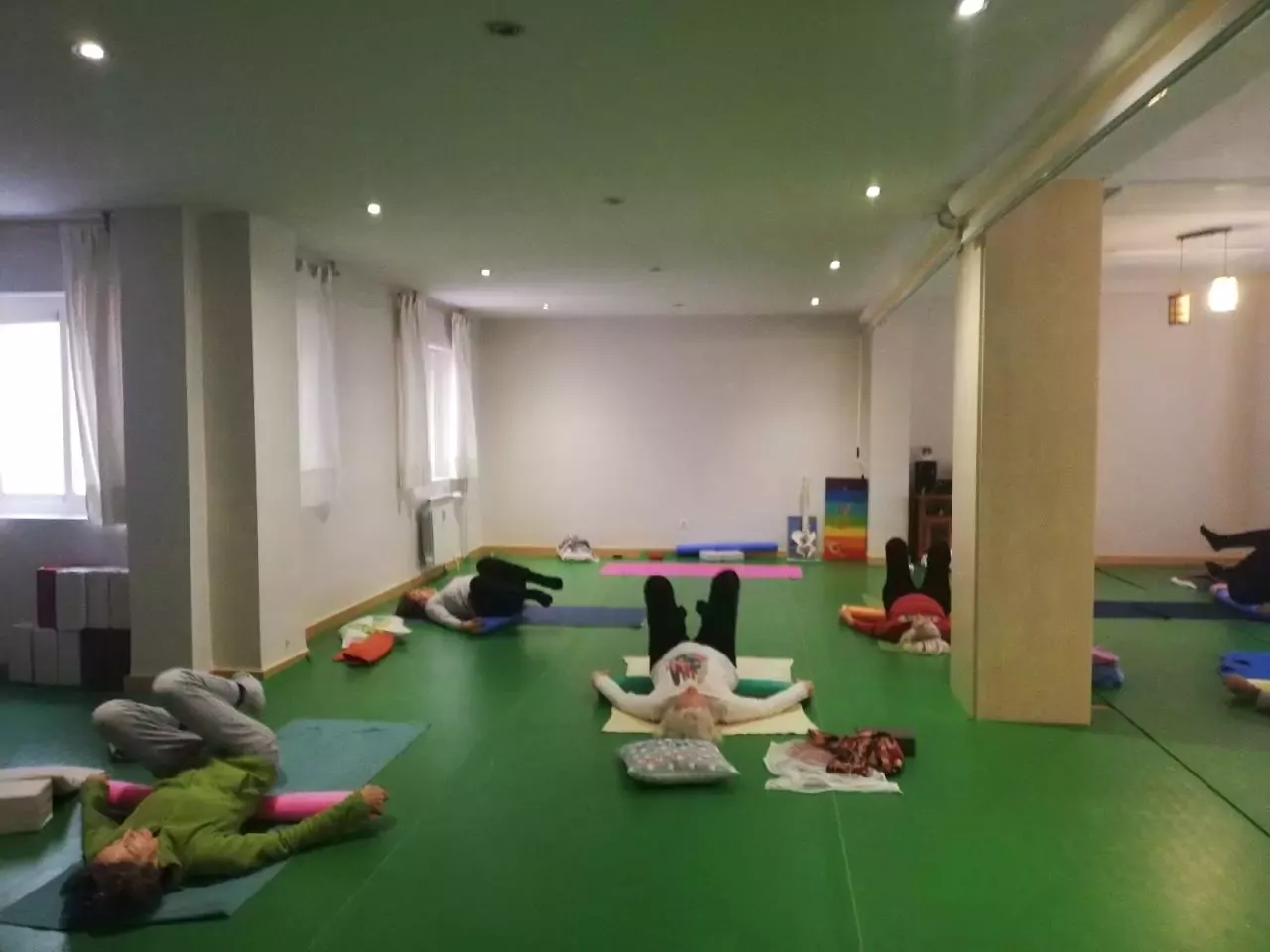2. Dipawaly, Centro de Yoga  -  Pilates