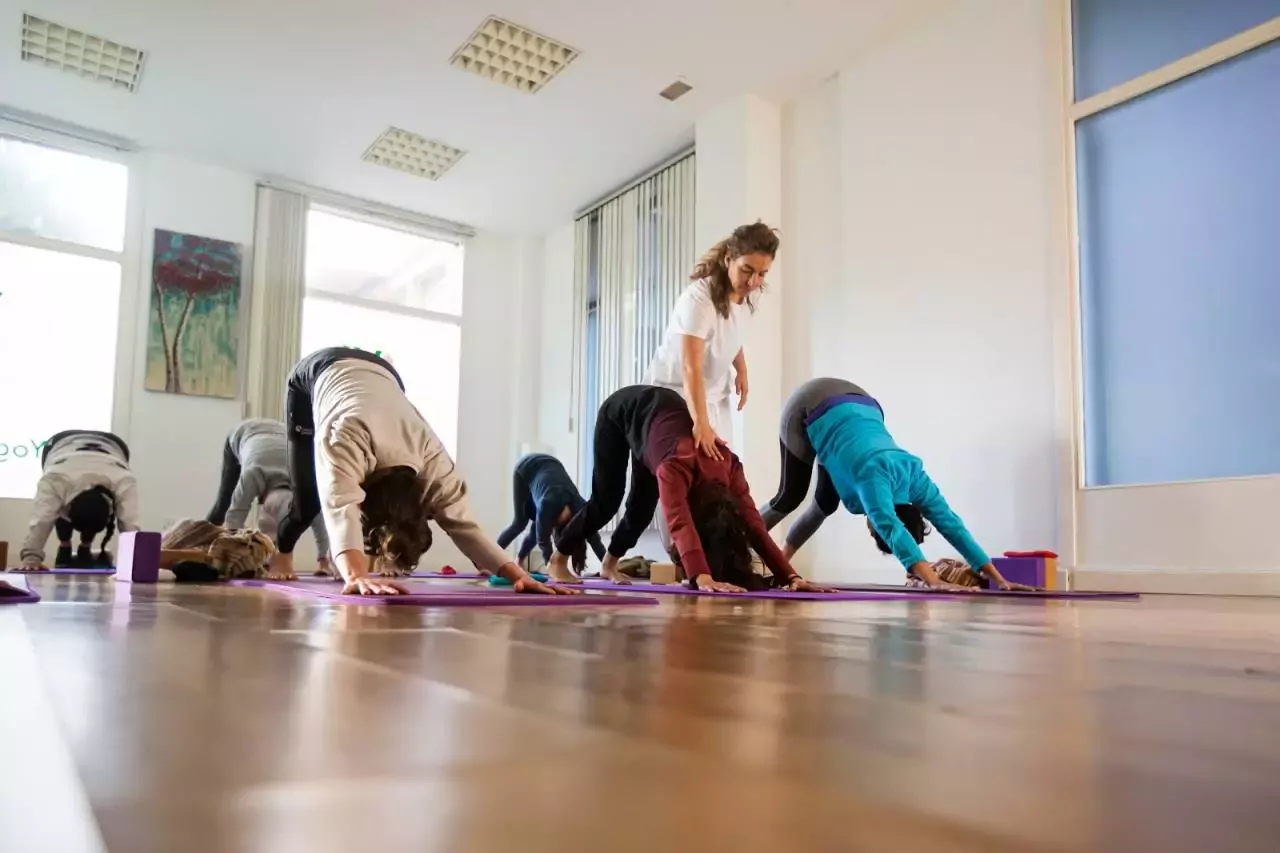 6. Iciar Garcia Yoga Estudio