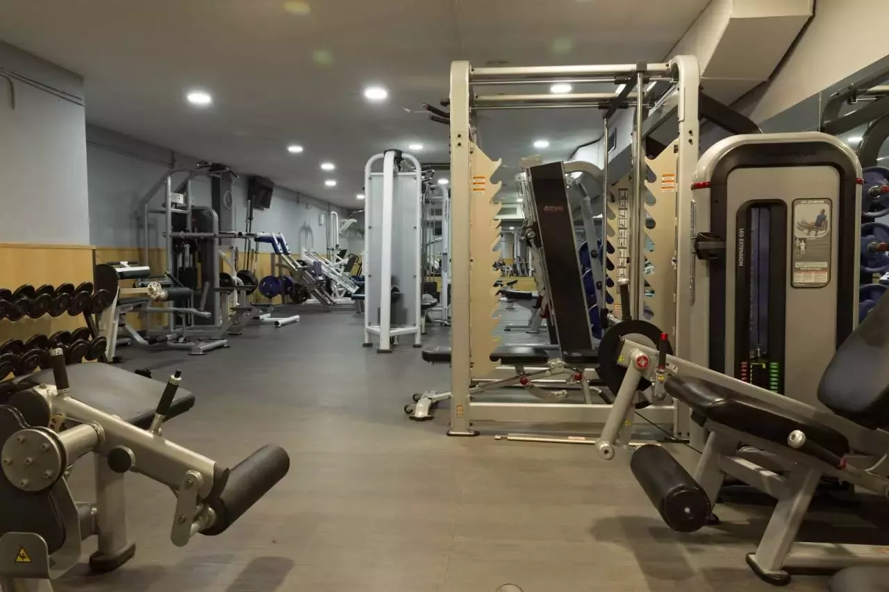 1. Gimnasio Sport Club