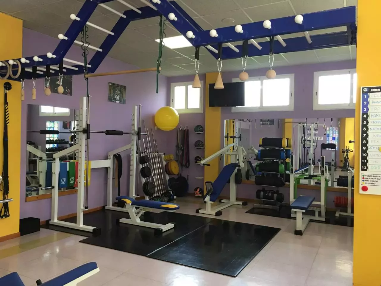 3. Gimnasio Eloy