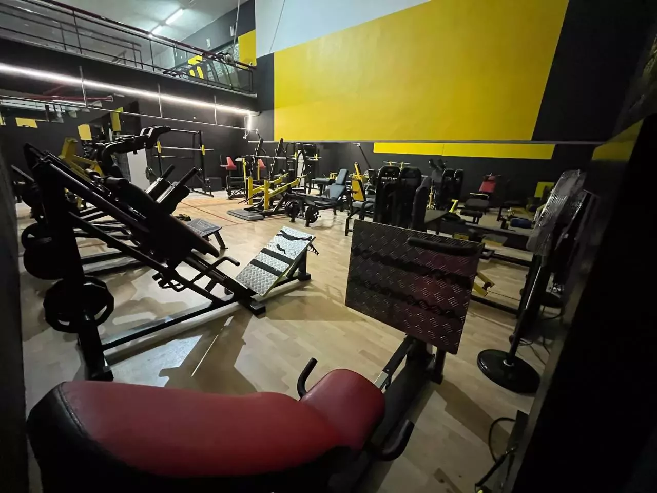 1. Gimnasio Gym Puerto Palace