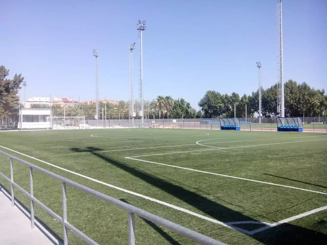 8. Polideportivo El Terç