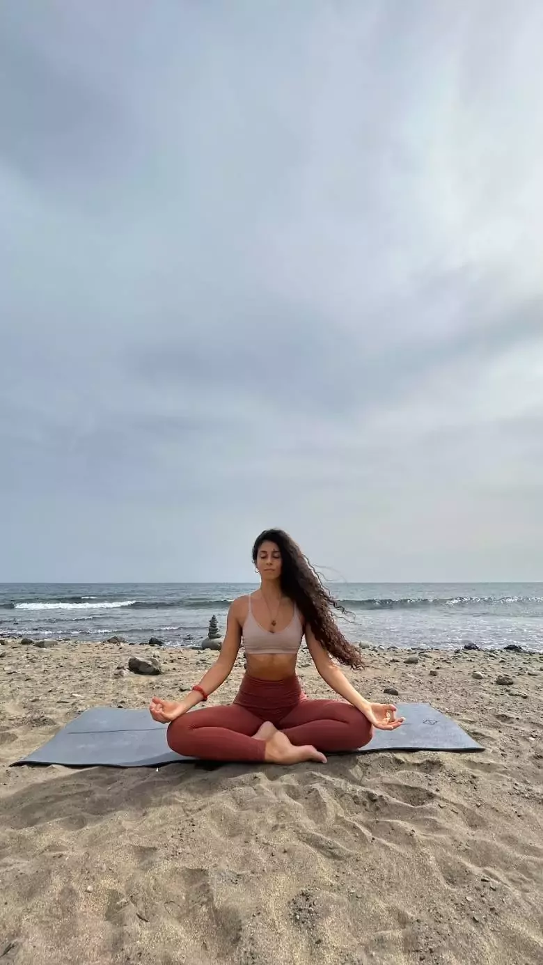 4. Moon Flow  -  Yoga  - Pilates  - Fitness  -  Rosalinda Esposito