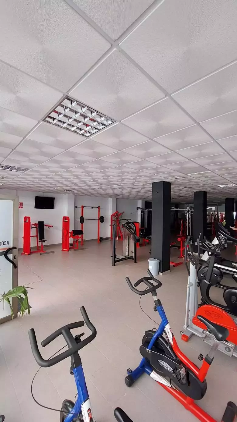 1. WORLD FITNESS CLUB