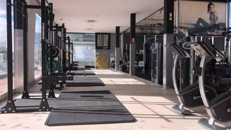 Gimnasio Holiday Gym L'Aljub Elche