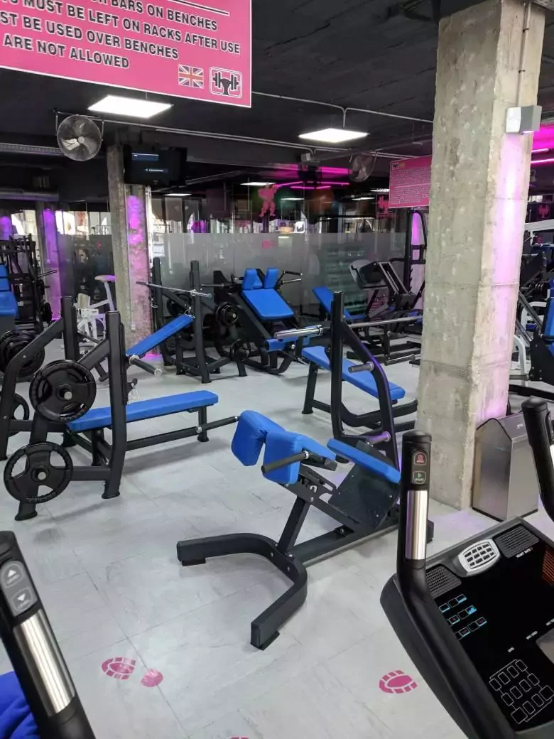 Gimnasio Nuevo Estilo