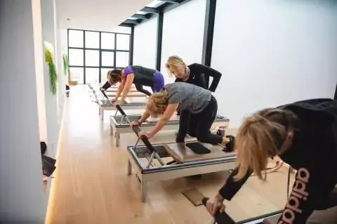 Pilates Vilanova Authentic Reformer