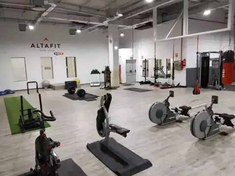 Gimnasio AltaFit Gijón Natahoyo