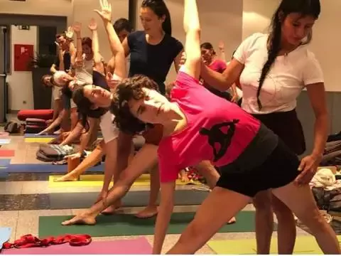 Ana Ferradás Yoga (Iyengar Lugo)